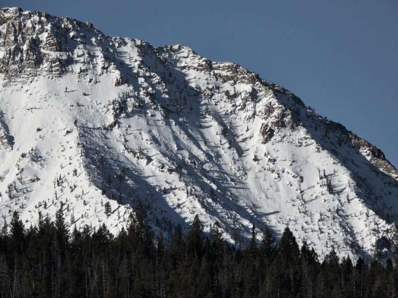 Large avalanche that released around December 21st at the northern end of the Sawtooths. The avalanche broke nearly 1000' wide and ran 1.5-2' deep on a layer of facets.
