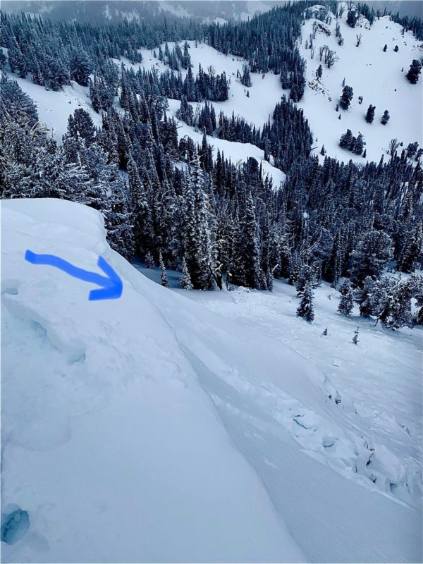Skier-triggered slide in the east bowl of Avalanche Peak on Galena Summit. Blue arrow marks the approximate entry. It appeared that the skier was able to escape off of the slab. 