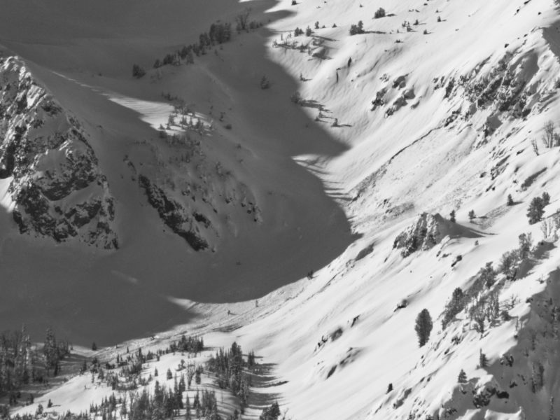 Large avalanche at the head of Owl Creek. SE, 9700'.