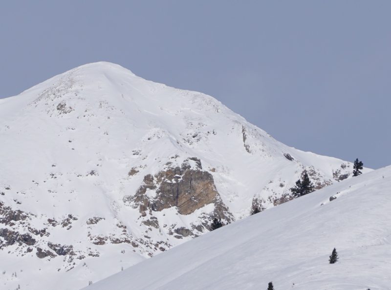 This very large natural avalanche released during the Feb 2 storm. Many of the starting zones on this peak already released in previous storms. 