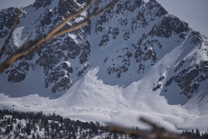 (3/18/23) A large avalanche failed around 10,200' below a couloir. 