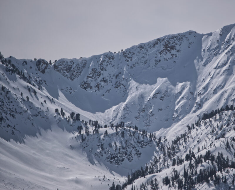 (3/18/23) A very large avalanche that appears to have triggered another avalanche below it. It occurred on a N-NE slope around 10,300' in the White Cloud mountains.