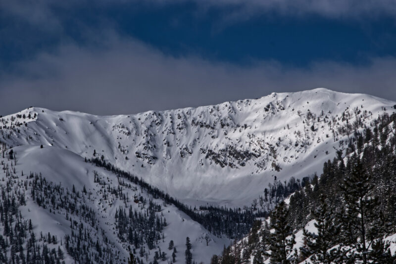 (3/11/23) Two large avalanches reached in this east facing bowl at around 9800'.