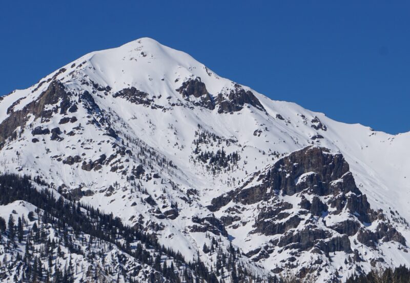 Many natural wet loose avalanches released on Boulder Peak. S-SE-E aspects in alpine terrain. 