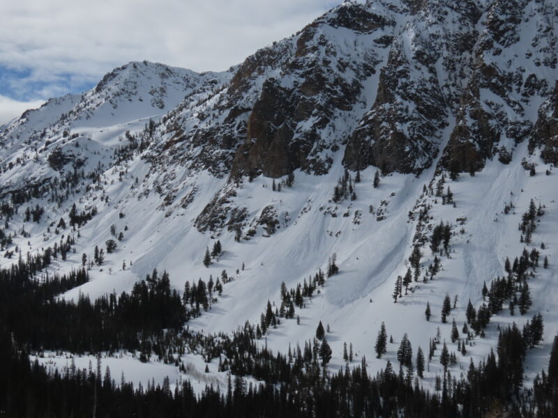 Widespread wet loose avalanches were observed in the Sawtooth Mountains on Thursday, April 6. There is still a lot of dry snow that will be coming down off the mountains in the coming days. 